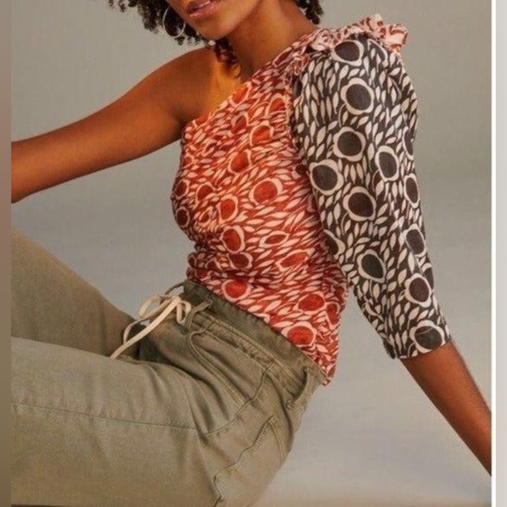 Anthropologie Cecilia Pettersson , one shoulder top, excellent condition size 8